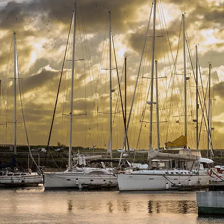Narayana Sailing Yacht *