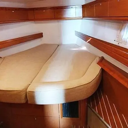 Отель Narayana Sailing Yacht