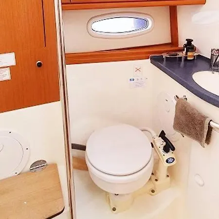 Narayana Sailing Yacht * Фигейра-да-Фош