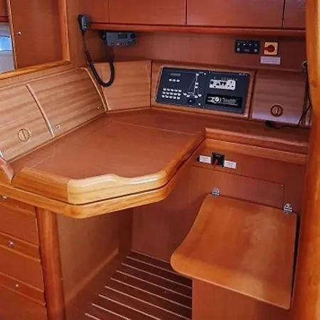 Отель Narayana Sailing Yacht *